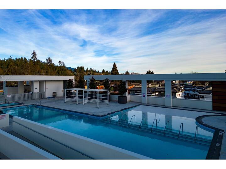 5star Luxury Getaway Condominiums for Rent in North Vancouver