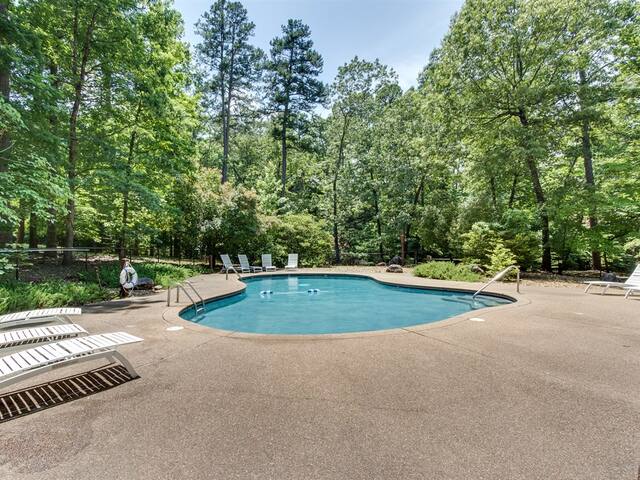 Lake Ouachita Vacation Realty managed Airbnb listing 3
