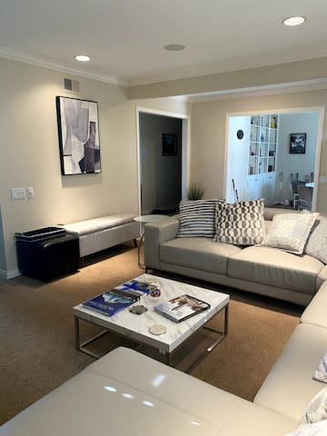 Luxury Golf Course Home RB Inn gallery image 2