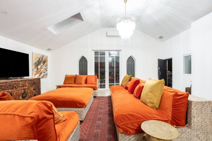 Centenary Residence (2 BR) gallery image 2