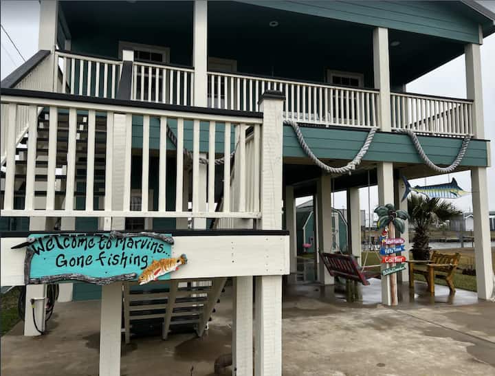 Beach& FishingBoat House & Pier Houses for Rent in Sargent, Texas