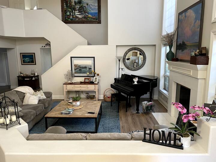 Amazing 5 bedroom 4.5 bath home Houses for Rent in Laguna Niguel