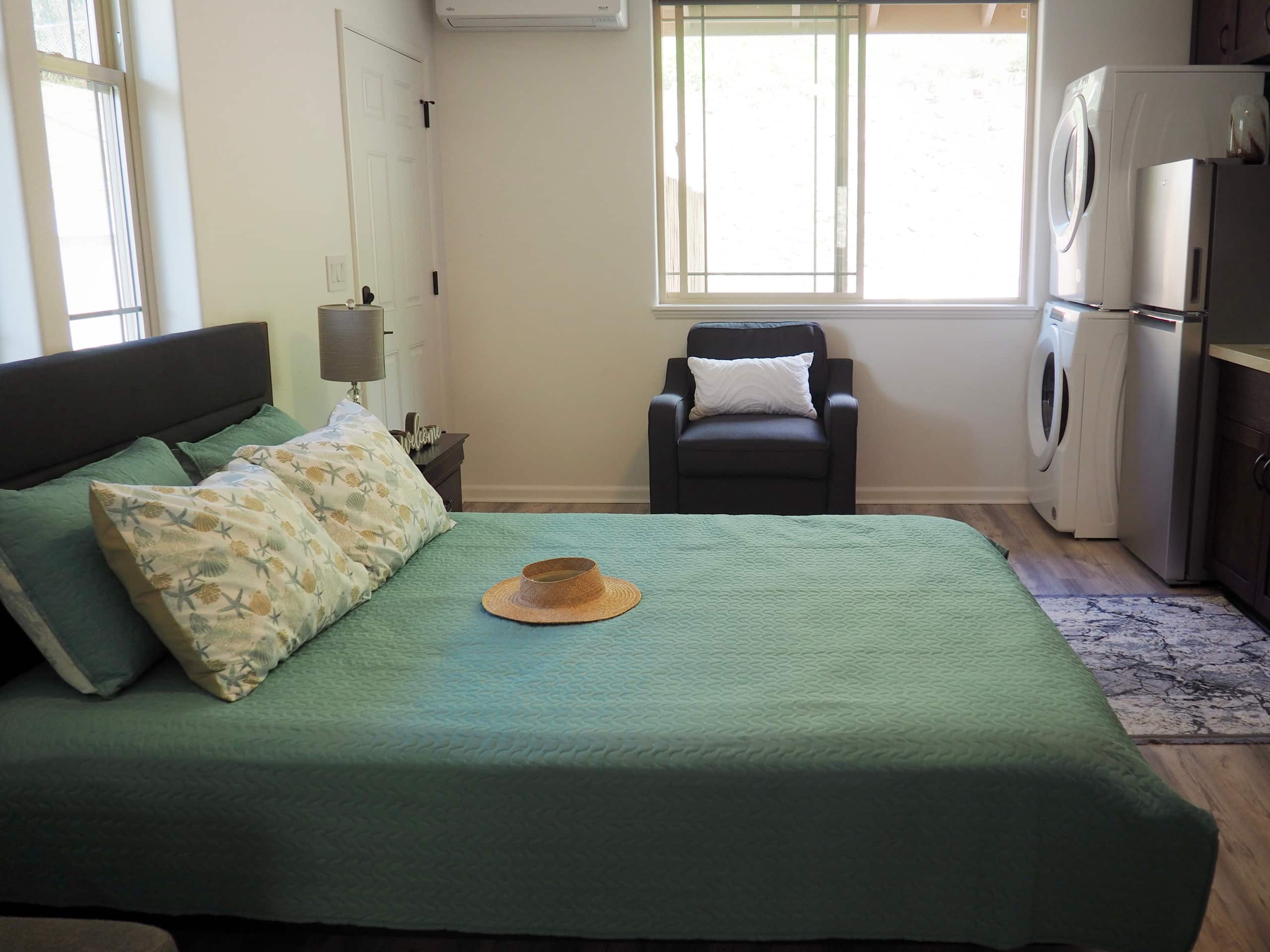Guesthouse in Waianae · ★5.0 · Studio · 2 beds · 1 private bath - Image 4