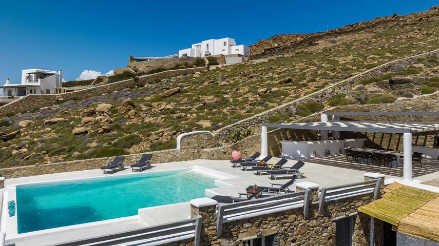 Villa Jet by Mykonos Rocks gallery image 4