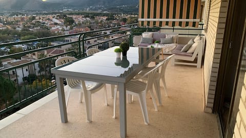 Apartment next to the beach