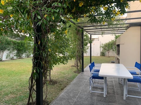 House with Garden and Parrilla