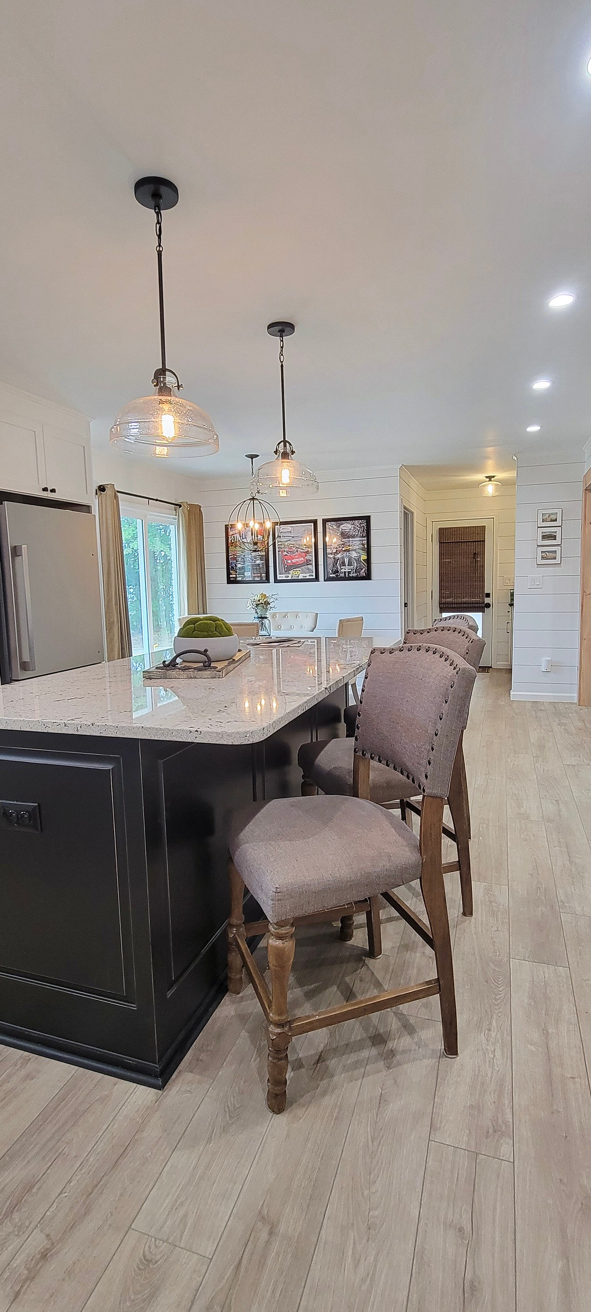 Relax at Ridgeview Farm, Private Home on 3 acres