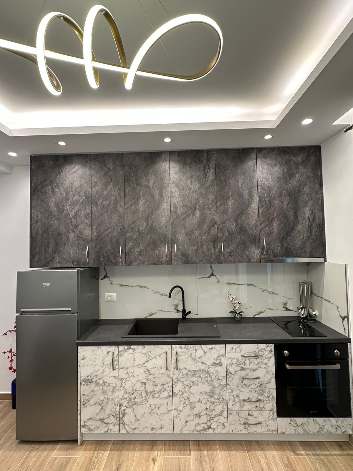 Listing 838383524942214056