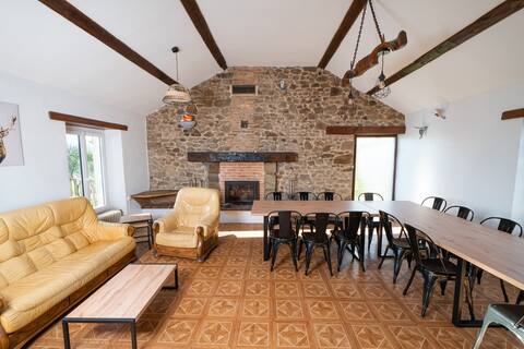 Large rural cottage - 15 pers. max