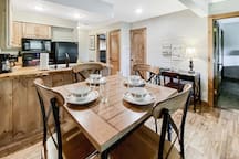 Gorgeous Ozark Mtn Views/Fishing Lake/SDC 5 min!