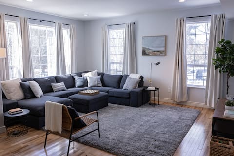 Top performing Airbnb: Comfort and luxury! Smart TVs in every room! in Provo