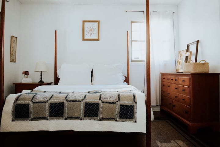 ห้องนอนใหญ่