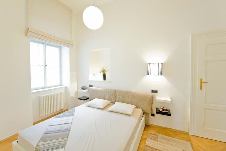 Apartman Charles Bridge Old Town 4 - spavaća soba