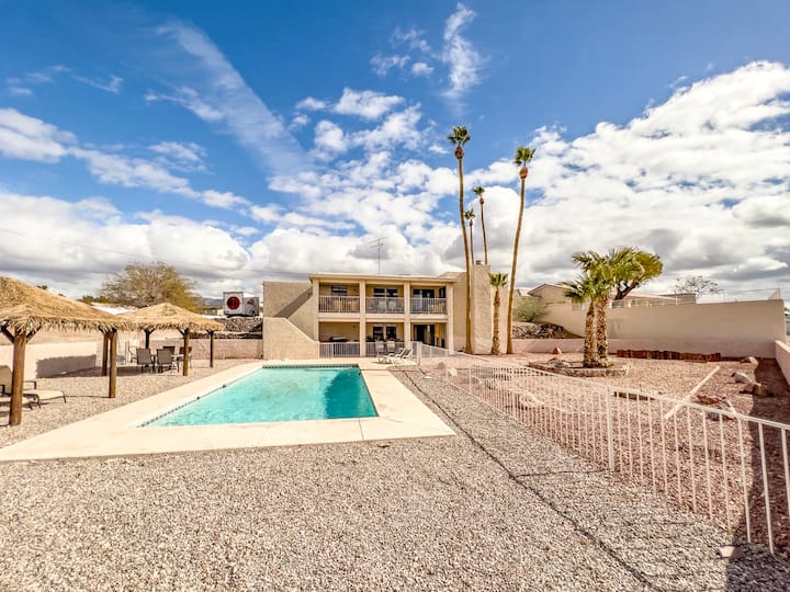 Indian Pipe Haven, Havasu Ultimate Escape! Houses for Rent in Lake