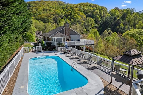 Mountain Pool House! Views | Hot Tub & Gameroom!