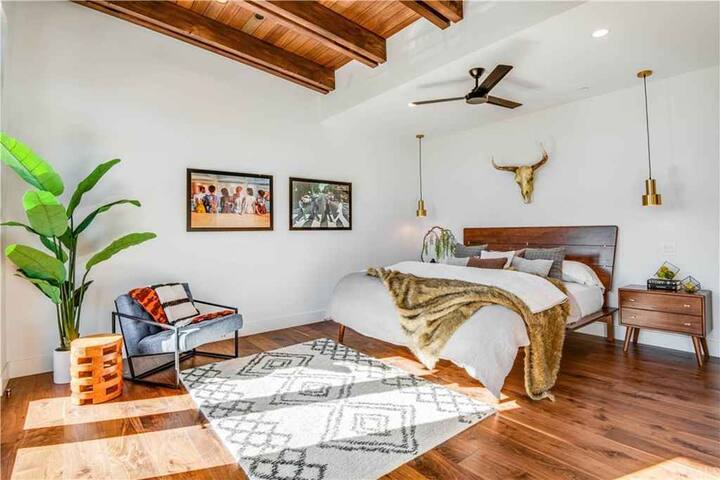 Hermosa Luxury Home by the Beach gallery image 4