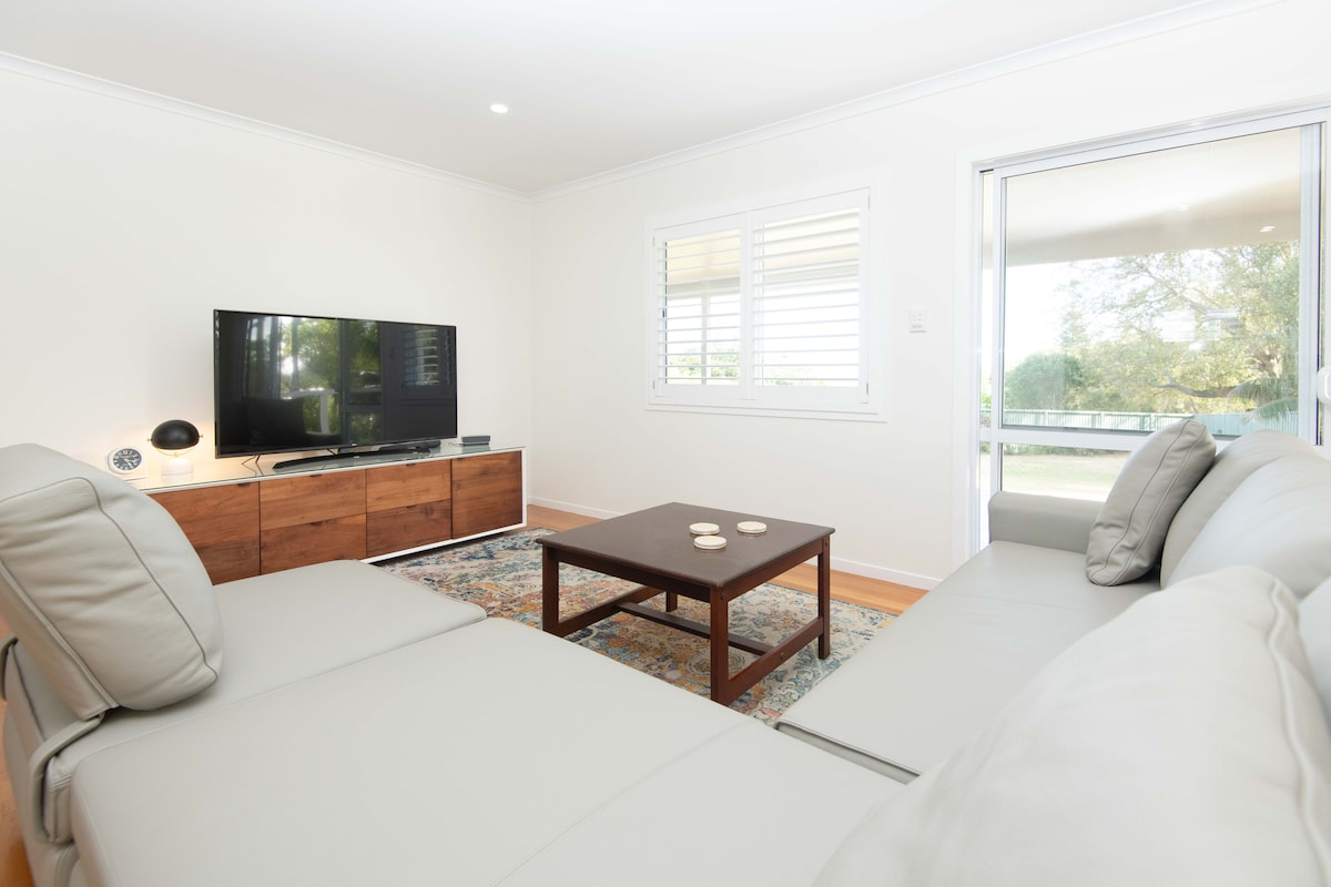 Top Airbnb: Whitewood Sea (1 bdrm, 2 bath) - incl car in Norfolk Island