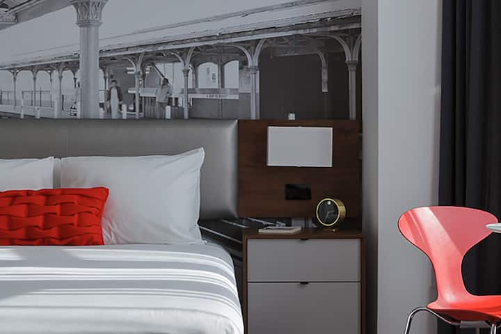 รูป Revolution Loft: King 1