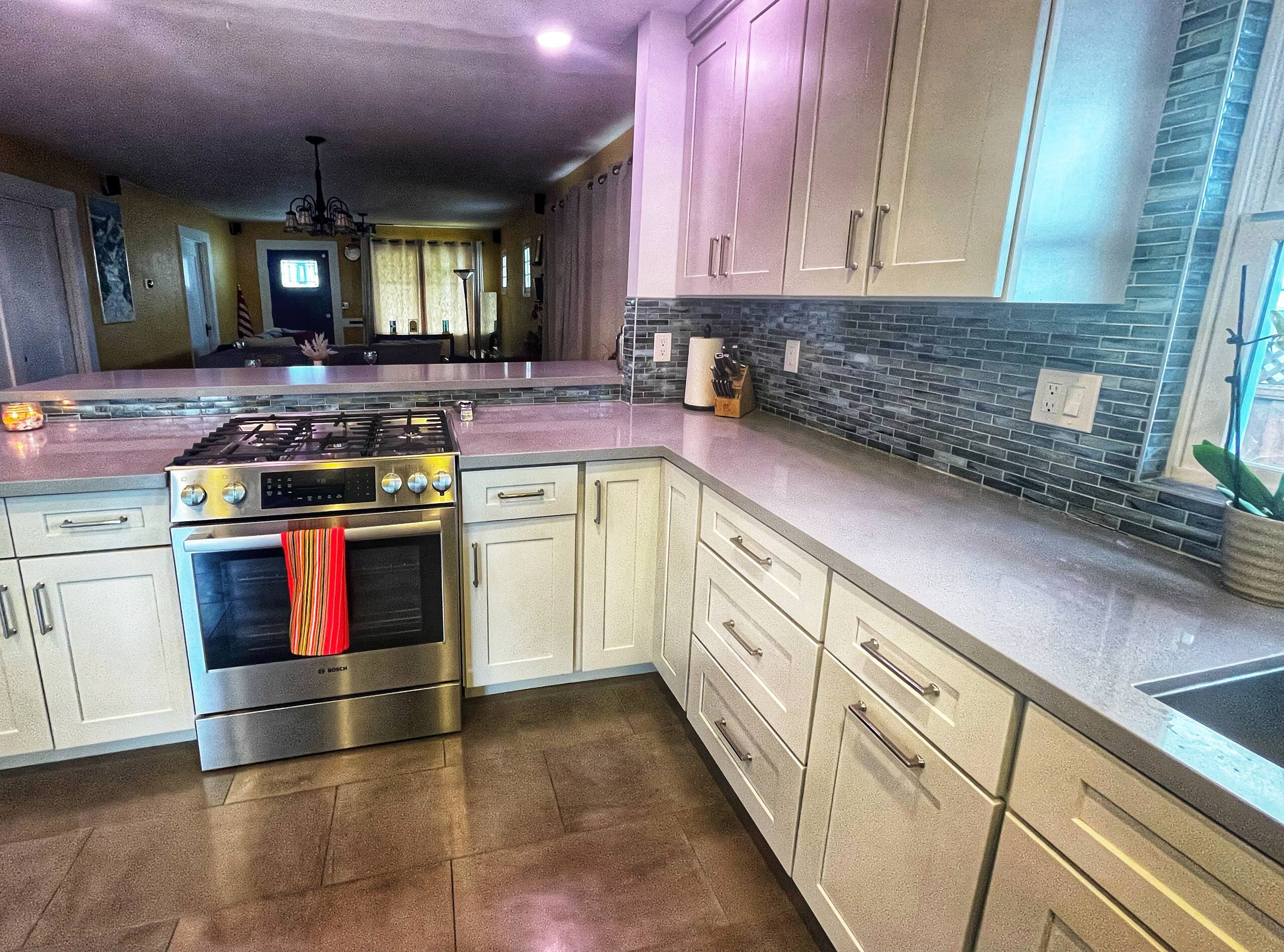 Renovated Craftsman Near Caltrain & Downtown - Photo 13