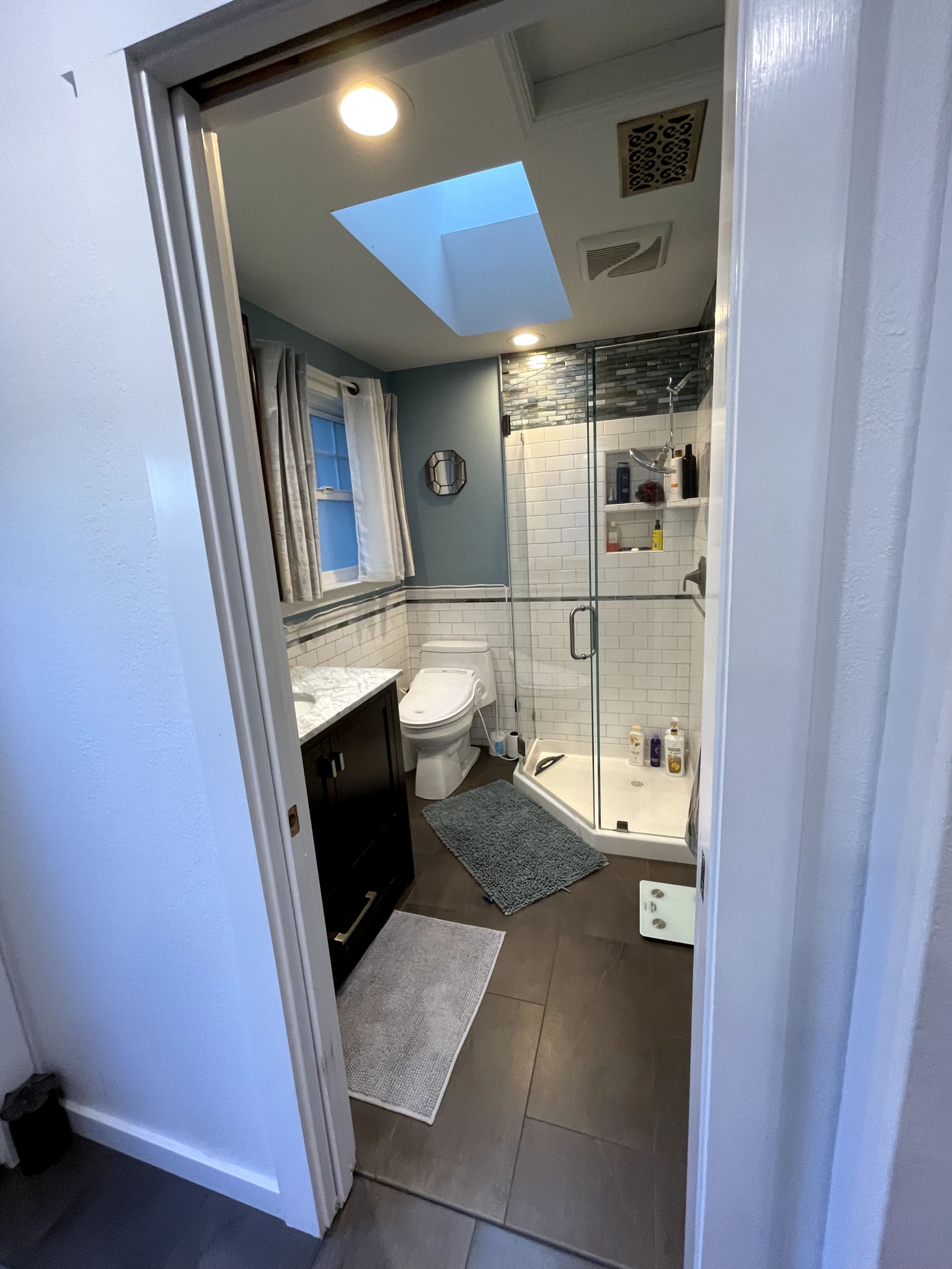 Renovated Craftsman Near Caltrain & Downtown - Photo 26