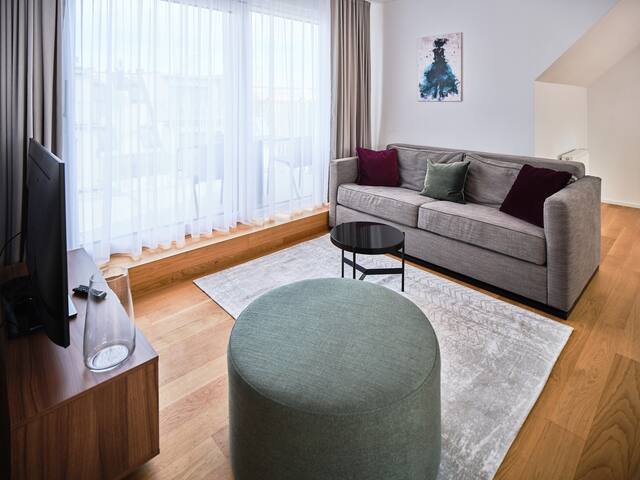 3 Bedrooms Rooftop Aparmtent with A/C and Balcony gallery image 5