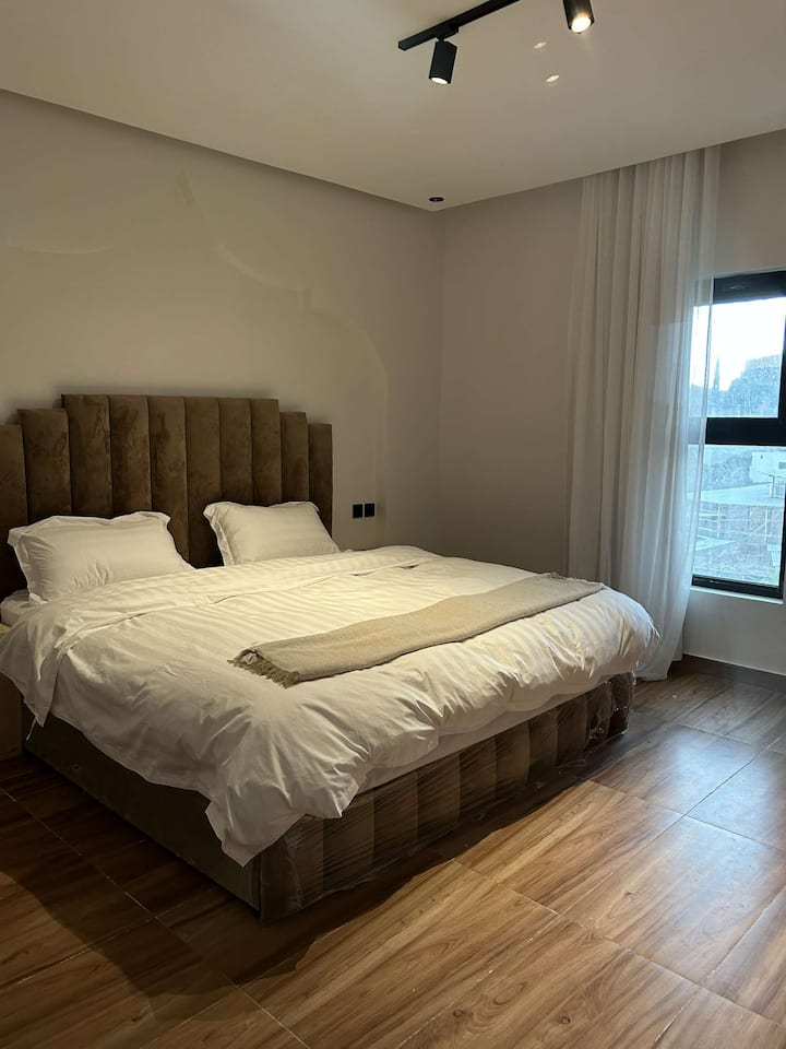 საძინებელი 1