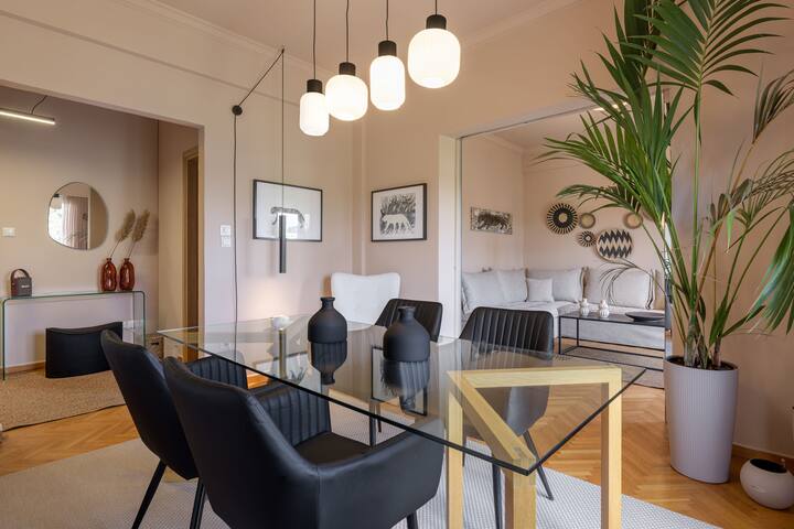 Stylish Apartment Temple of Zeus gallery image 4