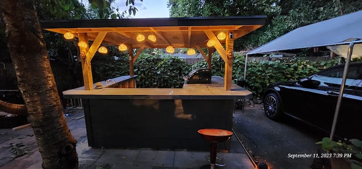 Studio Apartment - Private Entry - Portland, OR