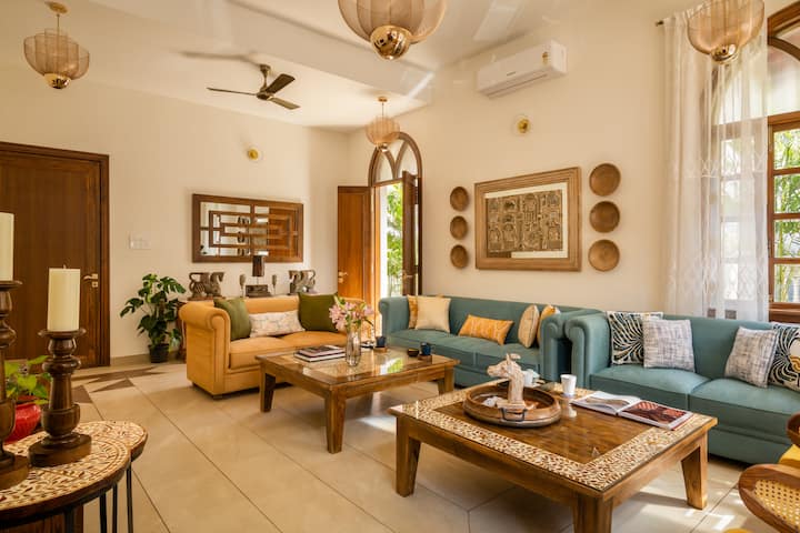 Living room image 1