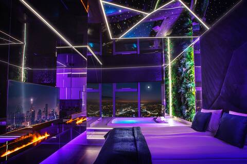 46th Apartment Suite with Jacuzzi