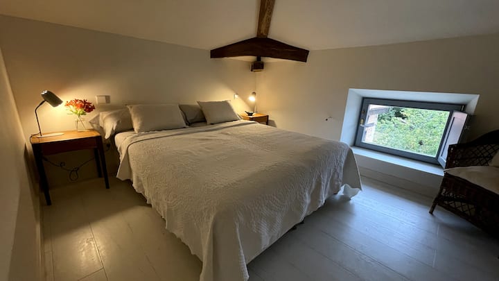 Chini Imefunikwa - Chumba cha Bafu cha Pamoja