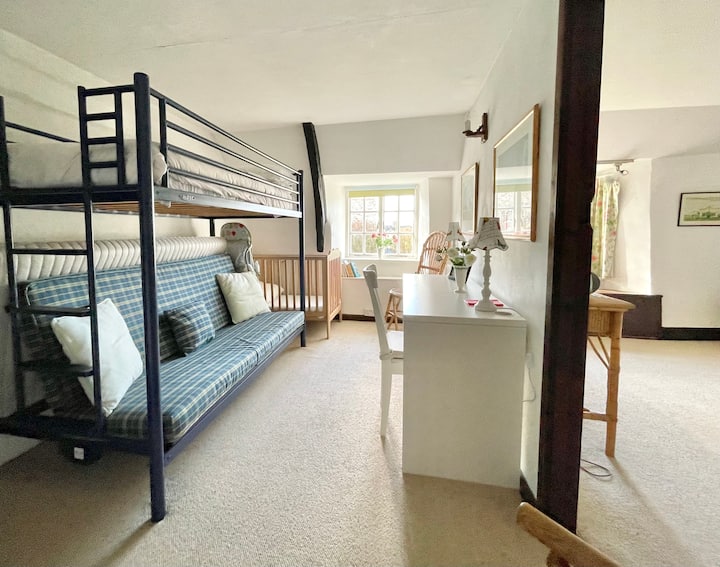 Ორსართულიანი ოთახი