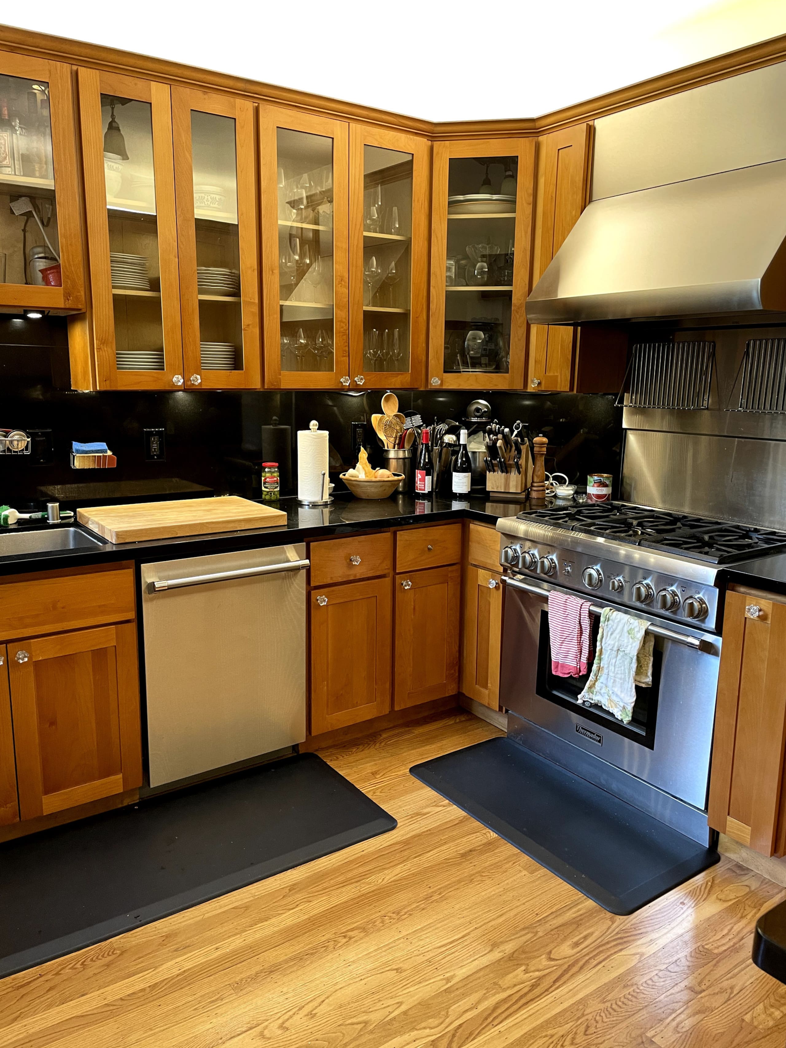 Home in San Francisco · ★4.95 · 3 bedrooms · 1 bed · 2.5 baths - Image 5
