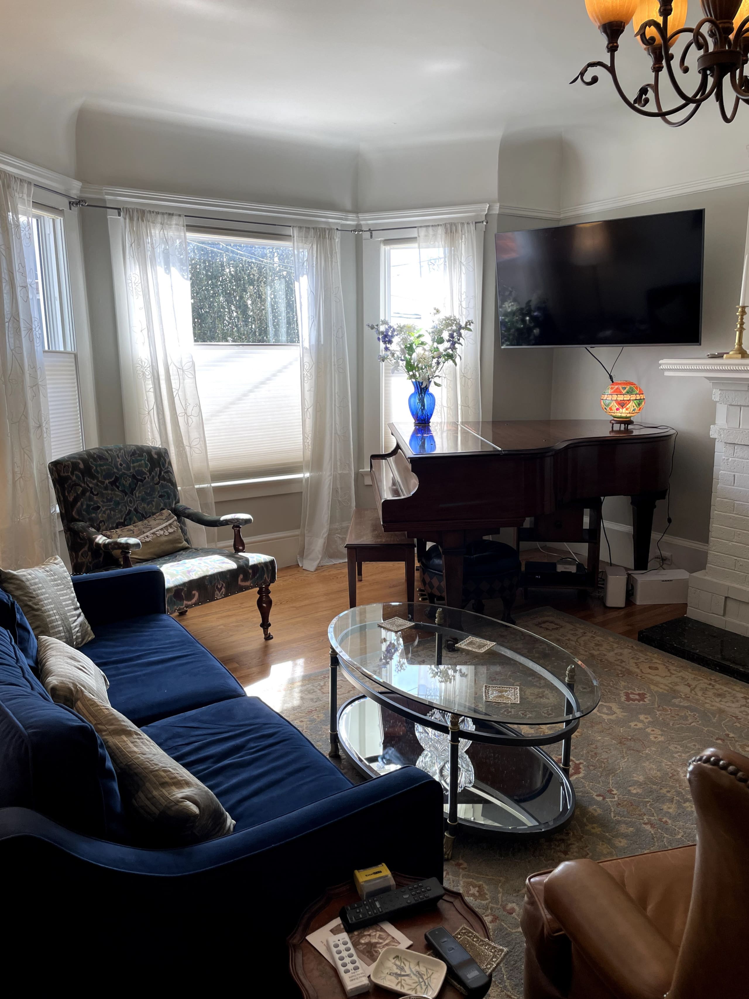 Home in San Francisco · ★4.95 · 3 bedrooms · 1 bed · 2.5 baths - Image 2