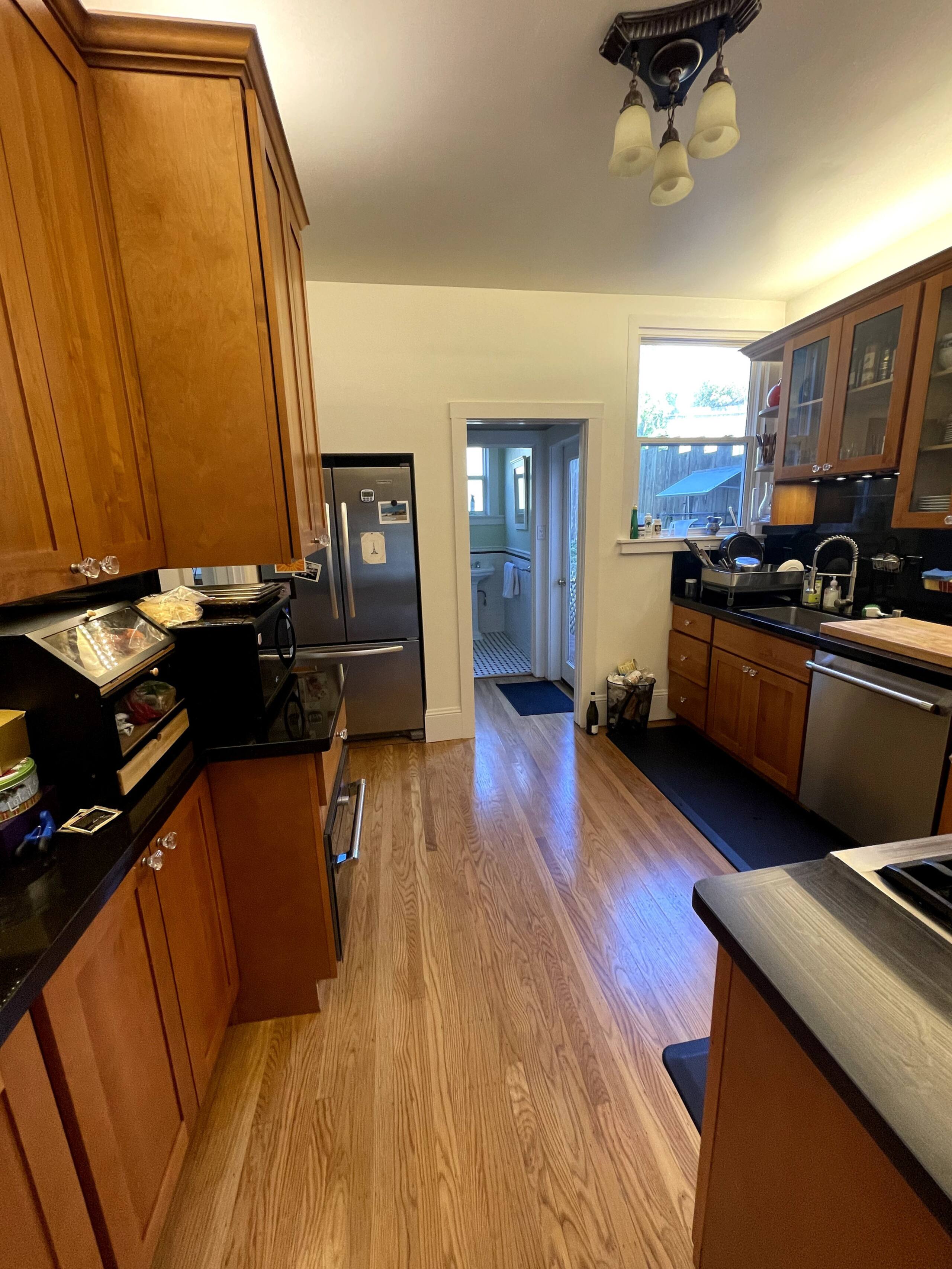 Home in San Francisco · ★4.95 · 3 bedrooms · 1 bed · 2.5 baths - Image 6