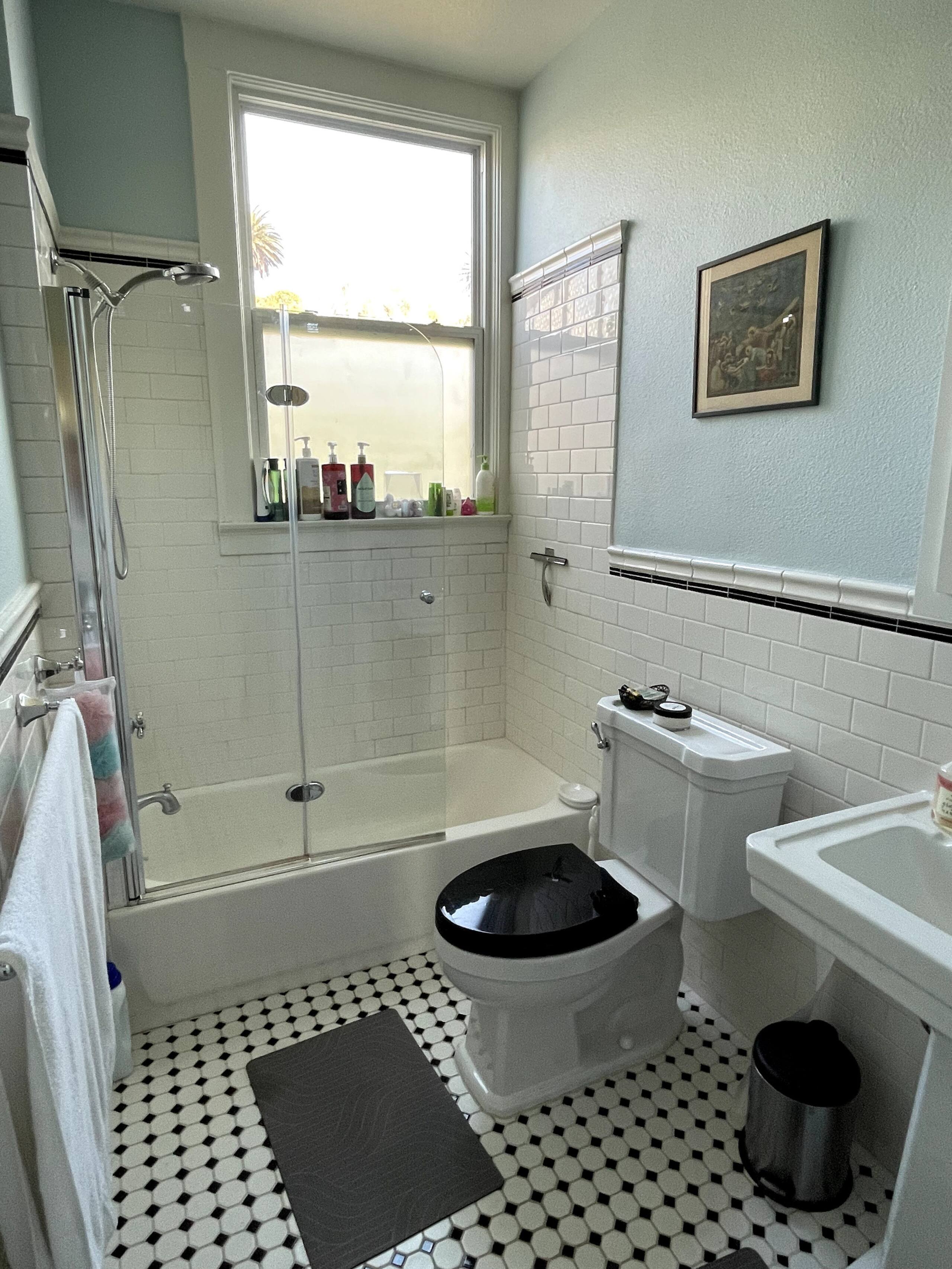 Home in San Francisco · ★4.95 · 3 bedrooms · 1 bed · 2.5 baths - Image 13