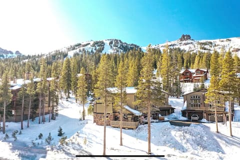 Kirkwood Mountainside Cabin & Cottage, Deck wViews