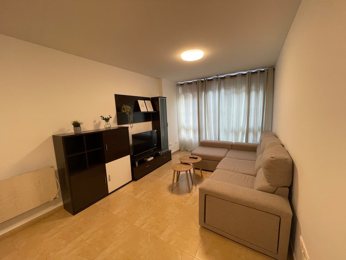 Popular Airbnb listing: N&S Carolinas Apartment in Vilagarcía De Arousa