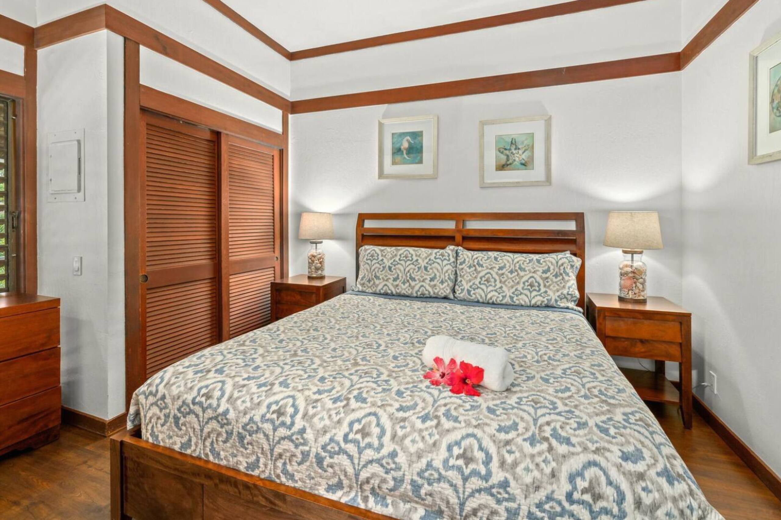 Poipu Beach Top Floor Condo, A/C, 2 Min to Beach - Photo 11