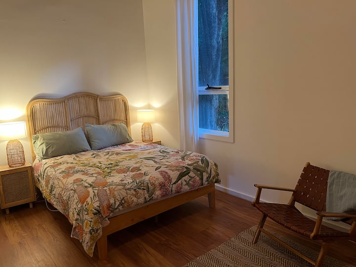 Hlavný dom so spálňou s manželskou posteľou