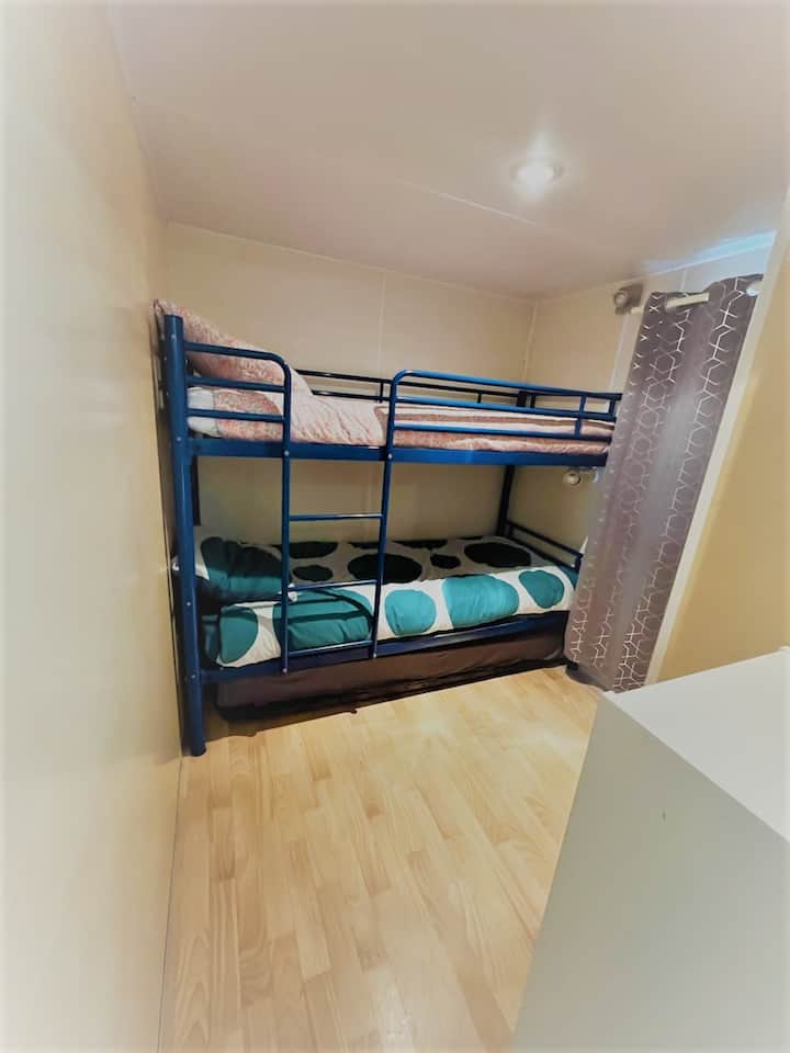~ Habitación secundaria - 3 camas ~