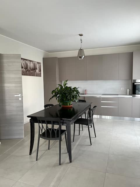 Successful Airbnb property: Elegant, private villa with private garden in Jesolo