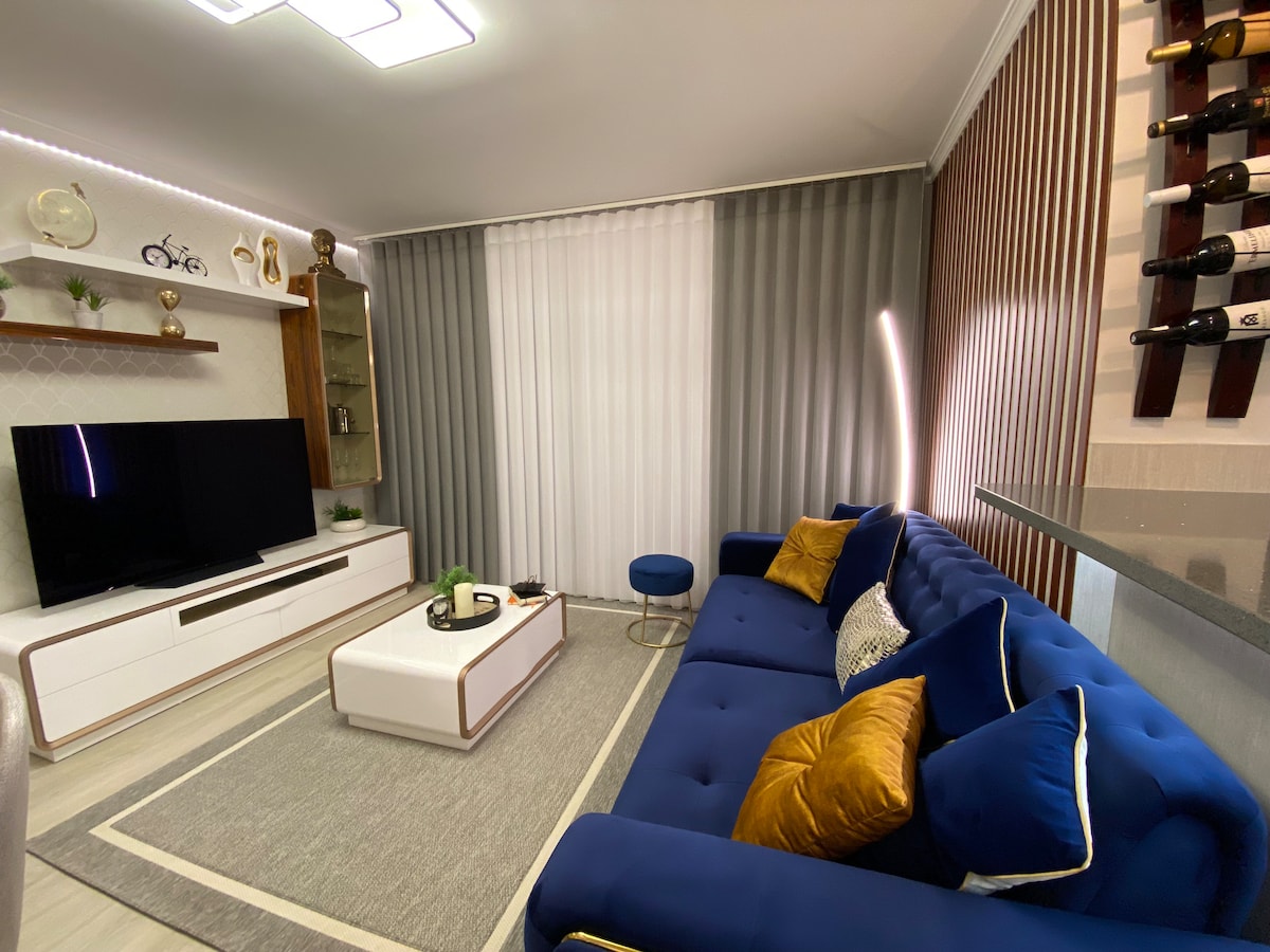 Airbnb em destaque: Luxury 3 Bedroom Apartment 3 min walk to the beach em Vila Nova De Cacela