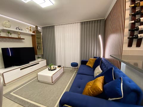 Top performing Airbnb: Luxury 3 Bedroom Apartment 3 min walk to the beach in Vila Nova De Cacela