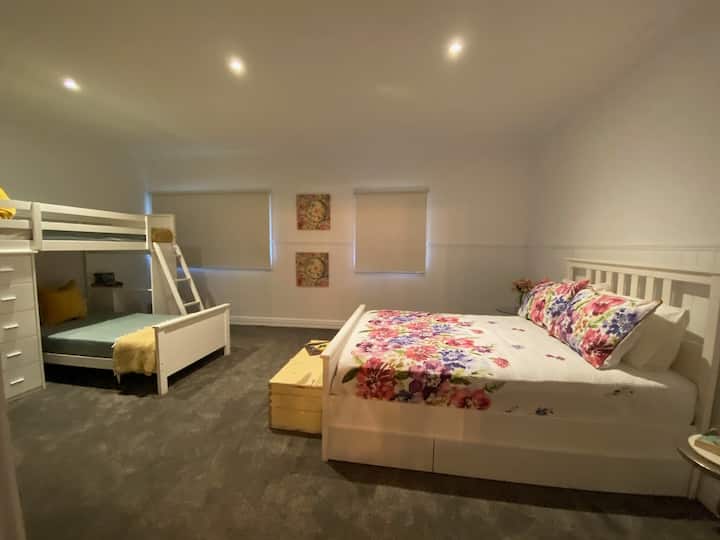 საძინებელი 3