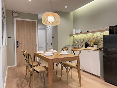 FL4 Entire Apartment/2BR/Balcony/5min to Khaosan