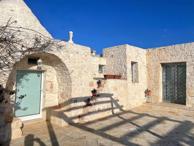 [Ostuni Charme] Oasi del Trullo, 3 unique lodgings gallery image 3