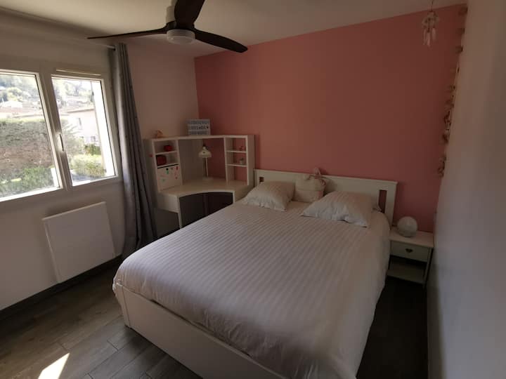 Dormitorio 2 arriba. 