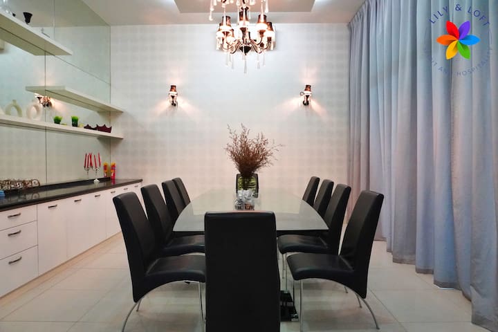 Lily And Loft managed Airbnb listing 1