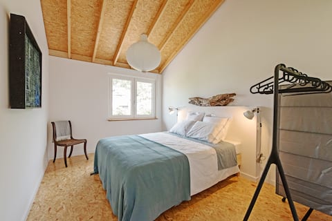 Casa de Arcos - Red Velvet Room